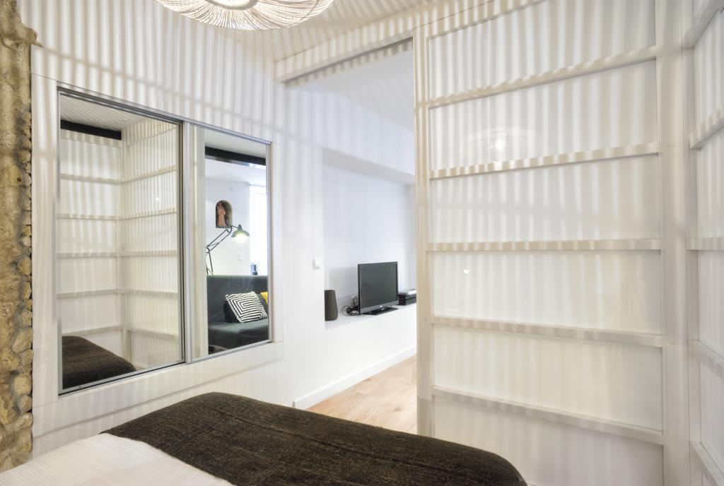 Bmyguest - Castelo Charming Flat Daire Lisboa Oda fotoğraf